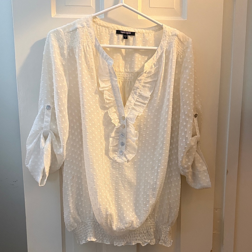 Daniel Rainn Cream Ruffled Blouse